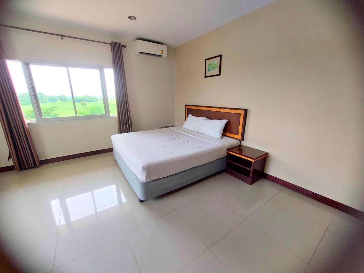Kp Hotel Udonthani Kumphawapi Exterior foto